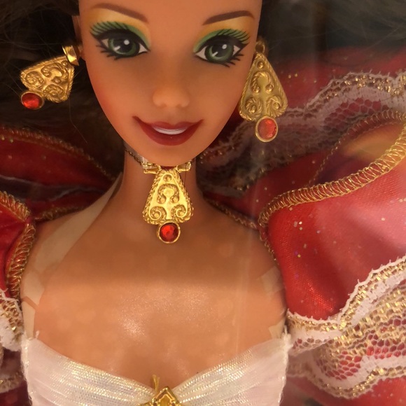 1997 Happy Holidays 10th Anniversary Barbie - Picture 3 of 16